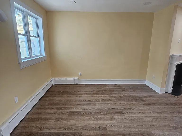 2126 S Norwood St — Photo 4