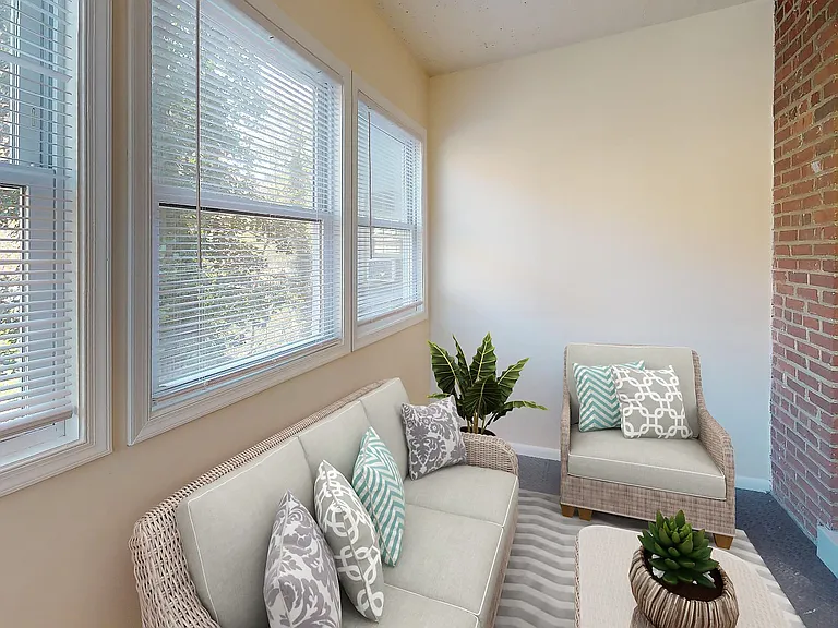 2629 39th St NW — Photo 9
