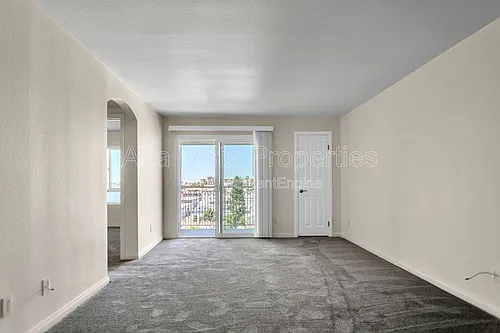 5252 Orange Ave Photo 1