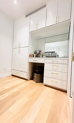 Rented by J Misrahi Realty Corp | media 22