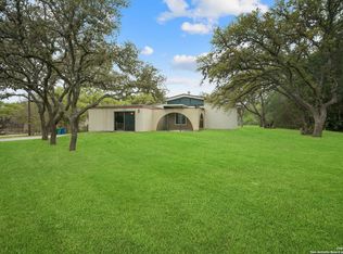 15525 Oak Grove Dr, San Antonio, TX 78255