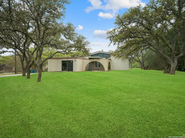 15525 OAK GROVE DR, San Antonio, TX 78255