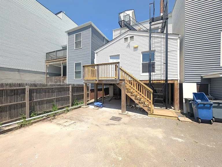 69 Beacon Ave #2 — Photo 20