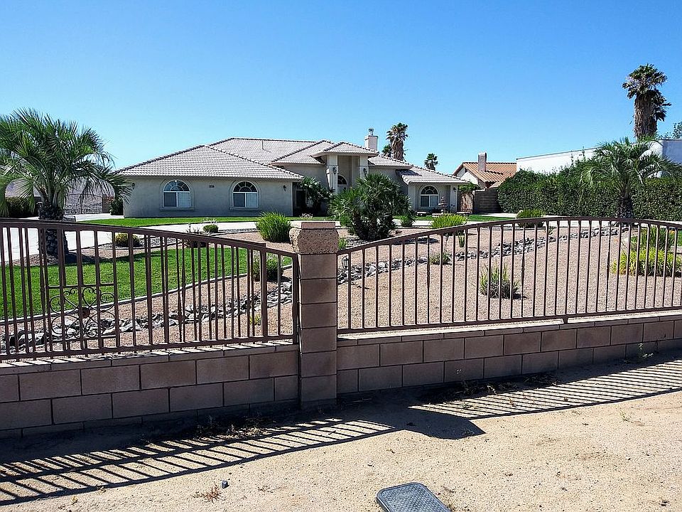 2nd image of 18589 Ranchero Rd