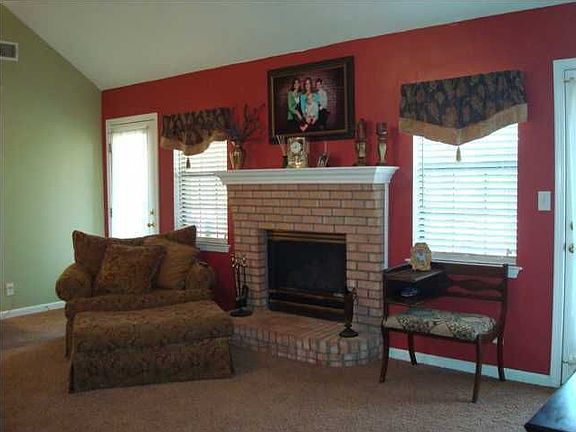 2nd image of 1535 White Cloud Dr