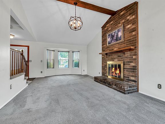 5th image of 20740 Cueter Ln