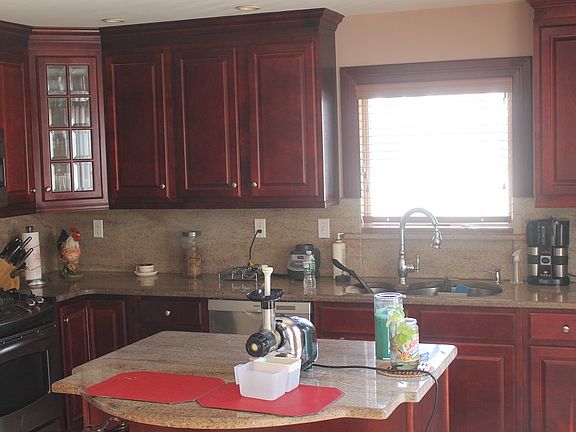 2nd image of 6686 Avenue M