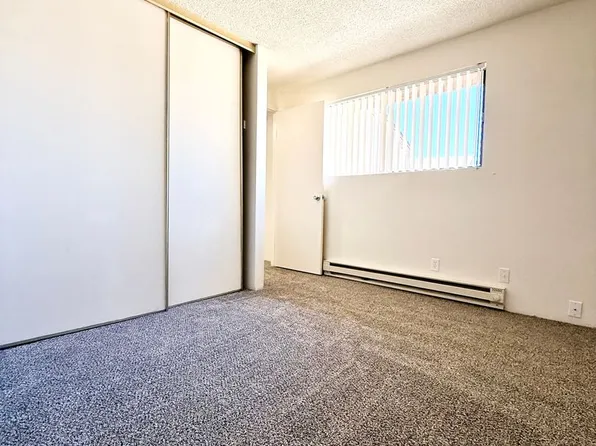 Rolling Hills Townhouses