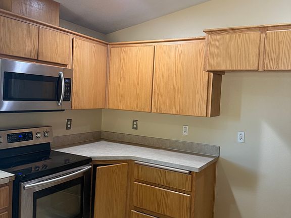 4th image of 6495 SE 31st Ter