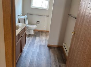 879 Dancing Oaks Cir #17, Menomonie, WI 54751