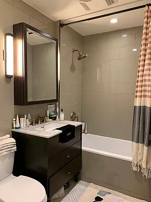 Rented by Zjama Realty Corp | media 8