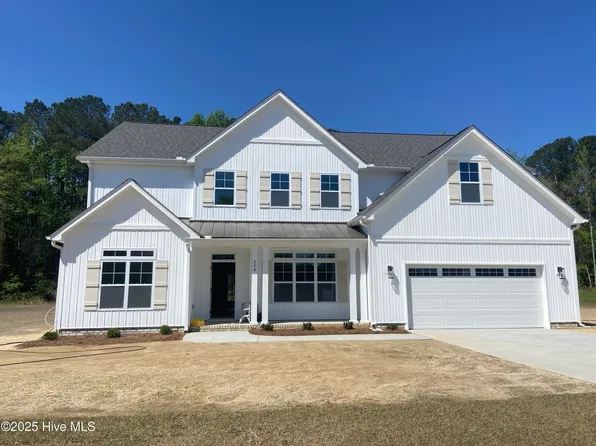 246 Shortleaf Drive, Grimesland, NC 27837