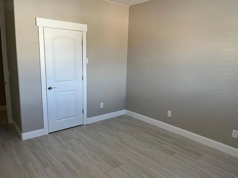 2044 Sherman Rd — Photo 13