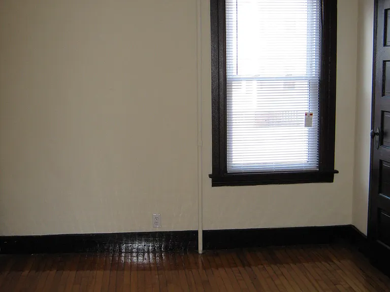 57 John St — Photo 12