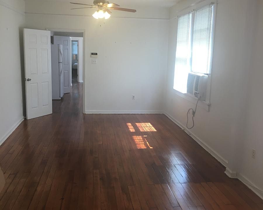 lliving/dining room