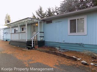 966 Diane Ave, Oak Harbor, WA 98277