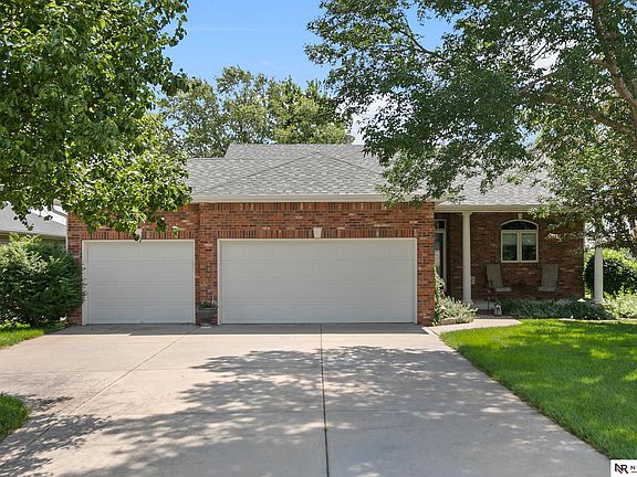 2nd image of 4912 Woodland Hills Dr