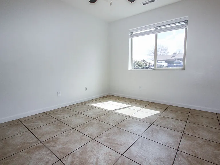 3850 E Teri Ct — Photo 10