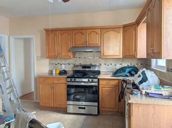 27 Belknap St #3, Somerville, MA 02144
