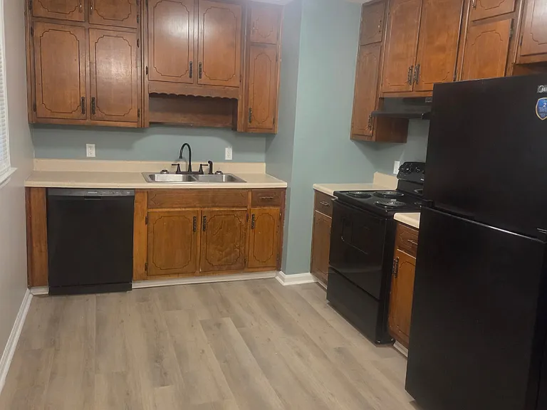 181 Moss Rd — Photo 5