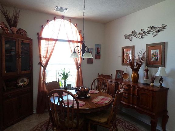 Sunny breakfast area