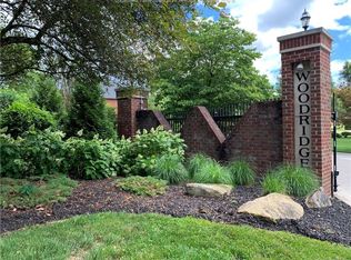 1023 Crestmont Rd, Hurricane, WV 25526