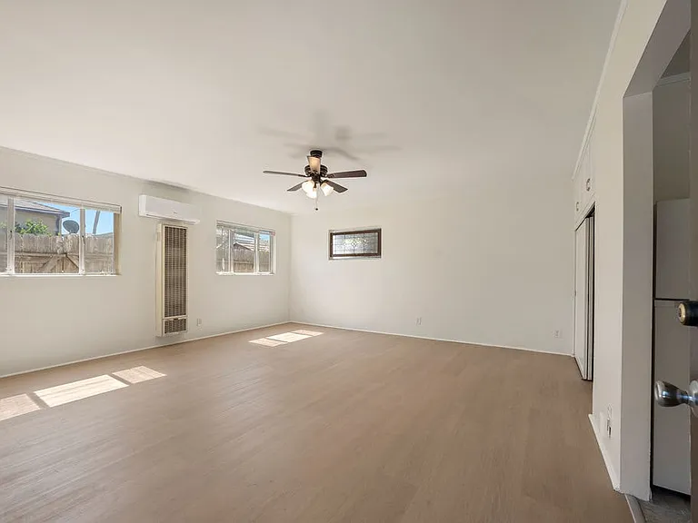 4735 Valencia Dr #1/2 — Photo 1