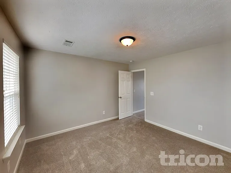 6429 Sunnywood Dr — Photo 14