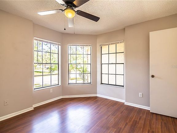 4th image of 339 Hearth Ln
