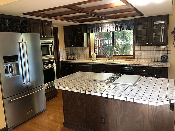 Kitchen new appliances