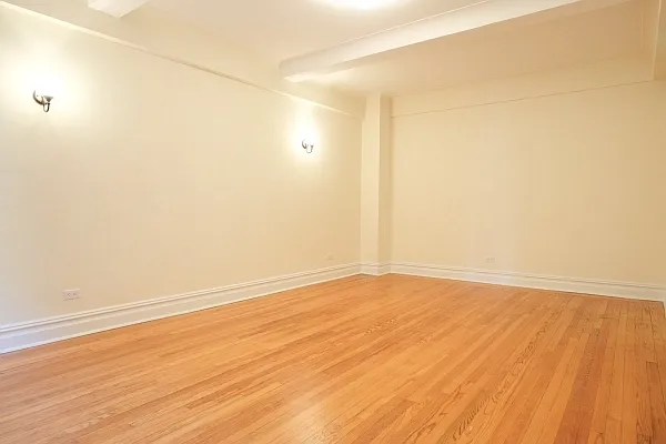 Rented by Citi Habitats | media 17