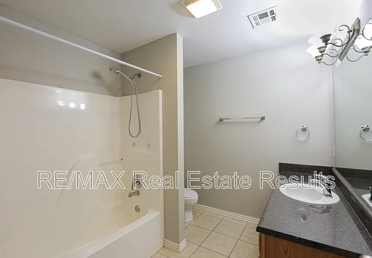 3711 SW Hansom Loop — Photo 22
