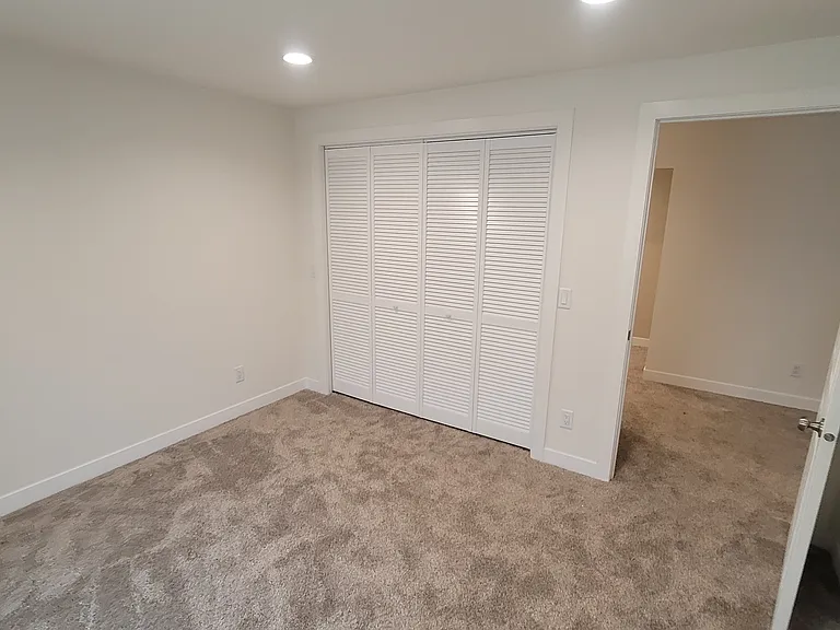 2269 Helle Dr — Photo 20