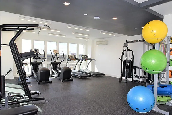 Rented by Lang Realty LLC | media 72