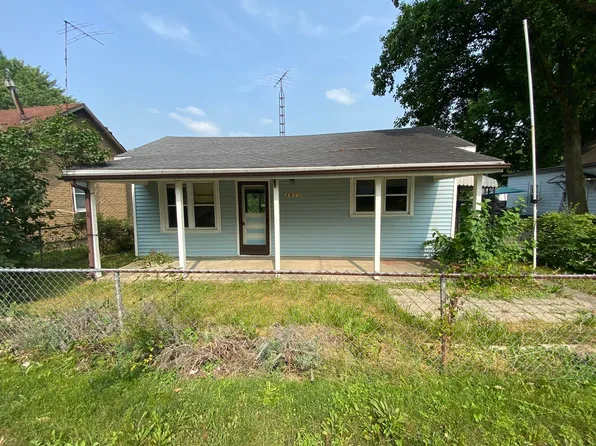 3214 S Vine St, Muncie, IN 47302