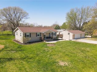 6048 Centre St, Carlisle, IA 50047