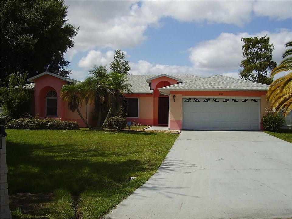 1st image of 809 Hastin Pl