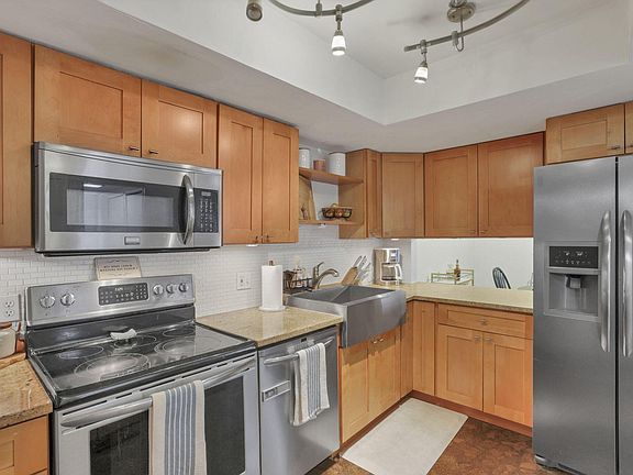 3rd image of 4789 Powderhorn Ln