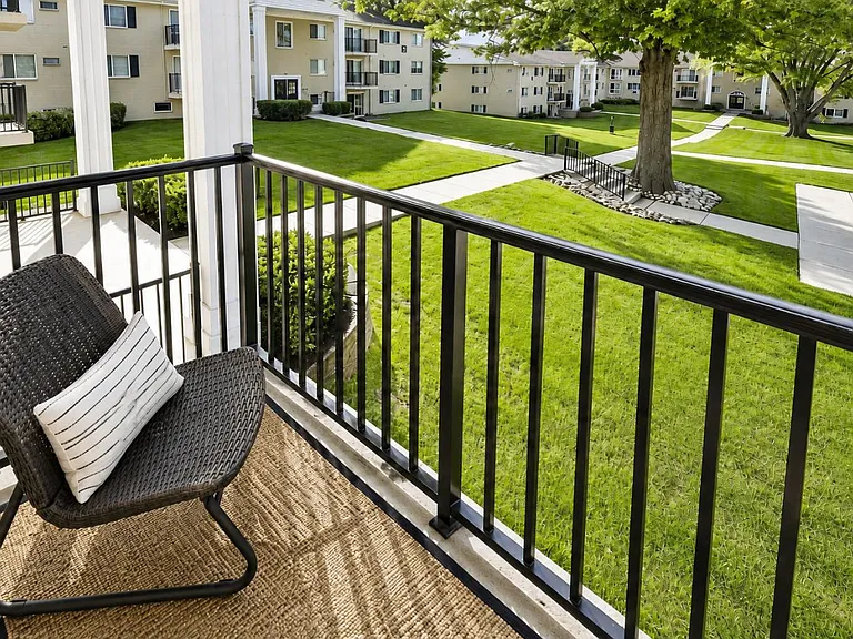 Stonegate at Devon Apartment Homes — Photo 17