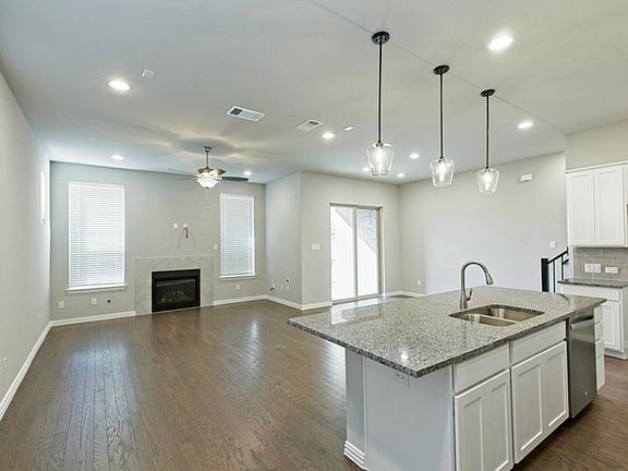 4th image of 8328 Tuscarora Ln