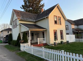 434 E 4th St, Dover, OH
