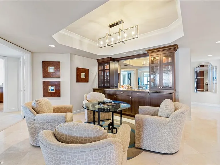 4021 Gulf Shore Blvd N #1804 — Photo 4