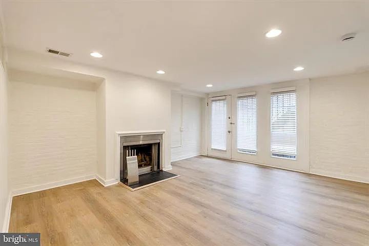 1 bed, 580 sqft, $2,050 — Photo 2