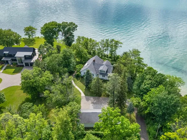 2815 Lake Pines Path, Saint Joseph, MI 49085