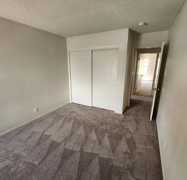4801 Fiesta Lakes St — Photo 25
