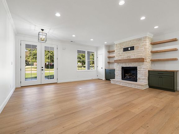 5th image of 230 Peppers Mill Dr