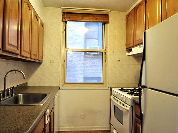 5th image of 118-17 Union Tpke #3A