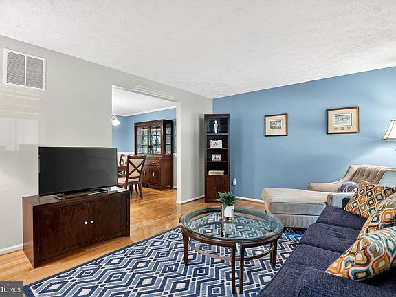 5th image of 4606 Maydew Mews Way