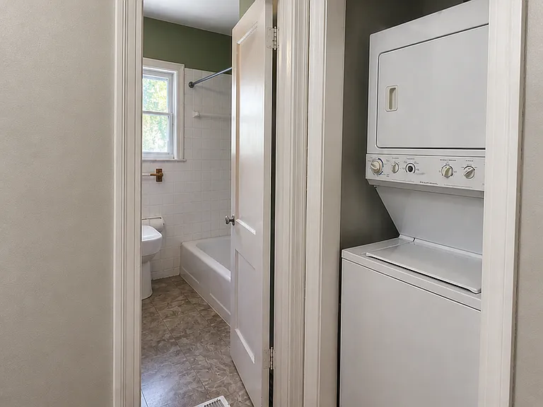 1605 Pearl St #B — Photo 12