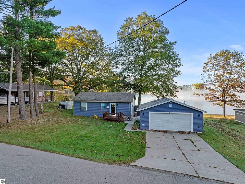 1st image of 9486 Stone Ledge Lake Dr